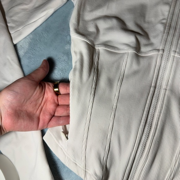 Alo white Airbrush Corset Full Zip Jacket 🟣 - Picture 4 of 8